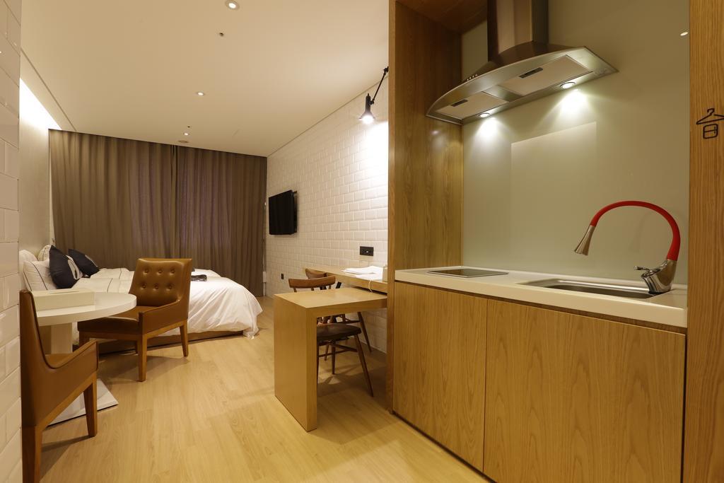Hotel The Designers Inchon Exteriör bild