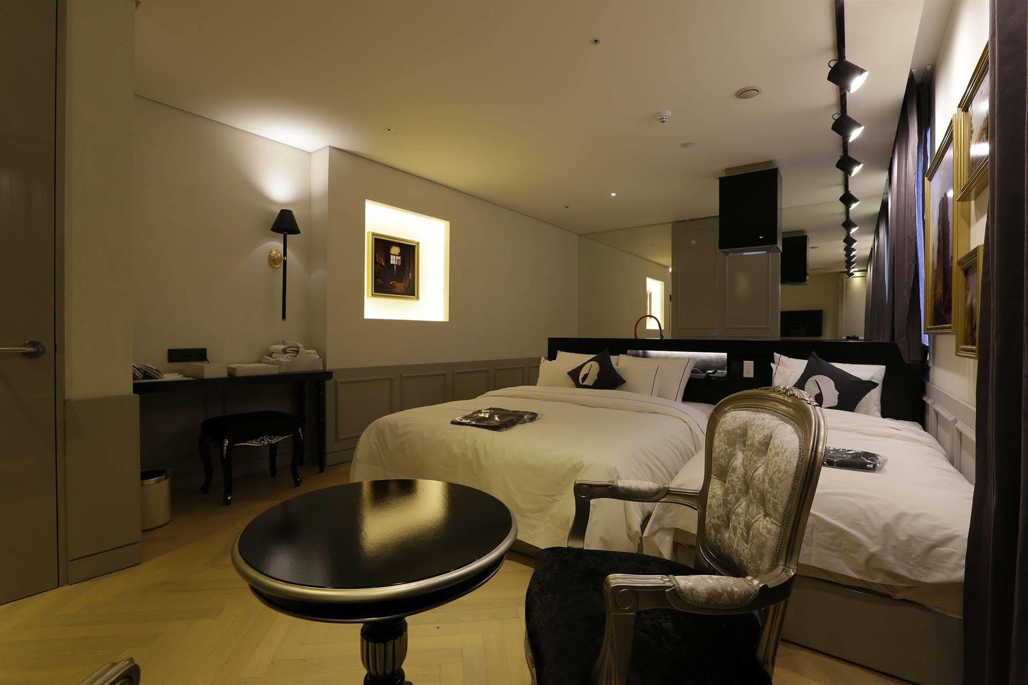 Hotel The Designers Inchon Exteriör bild