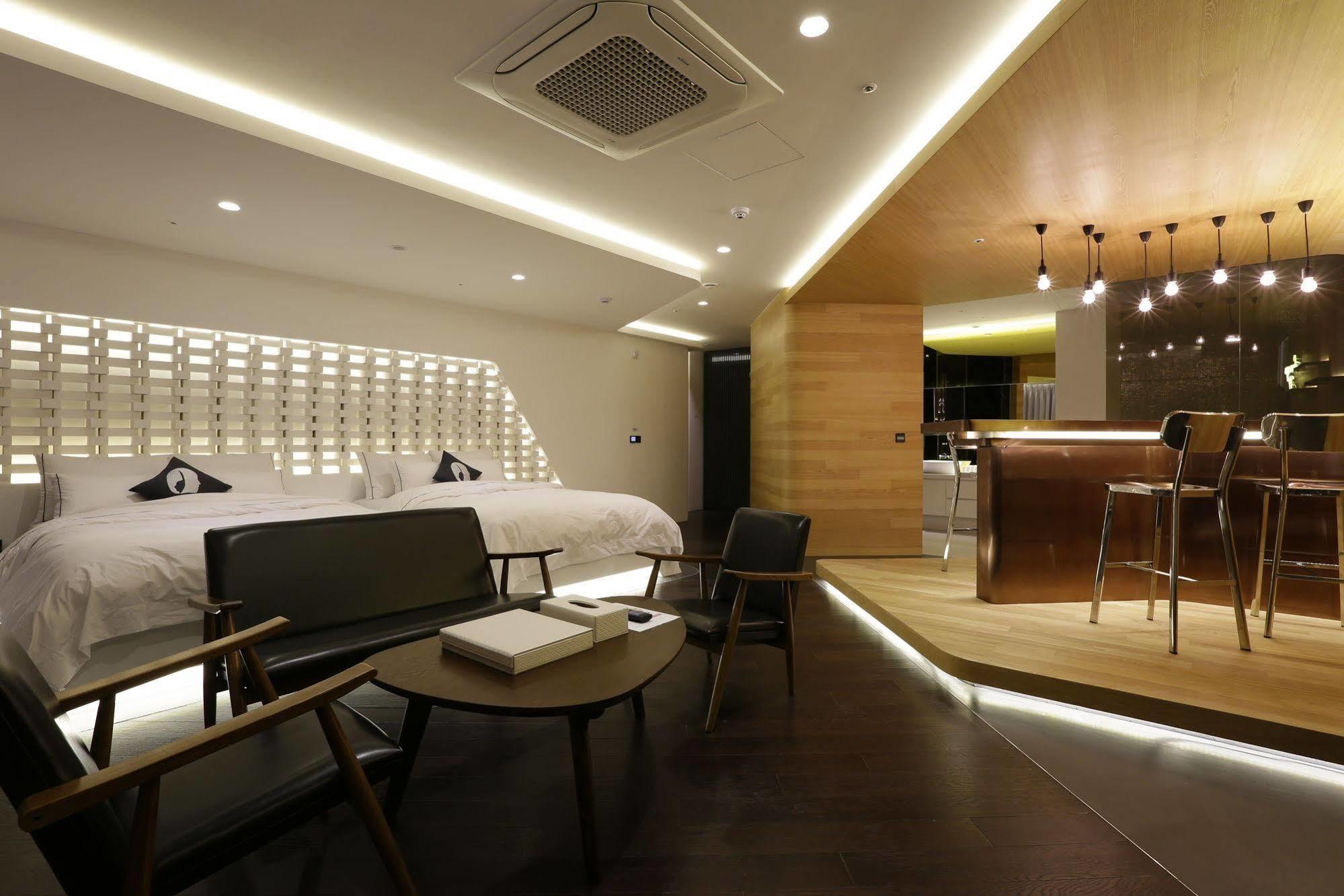 Hotel The Designers Inchon Exteriör bild
