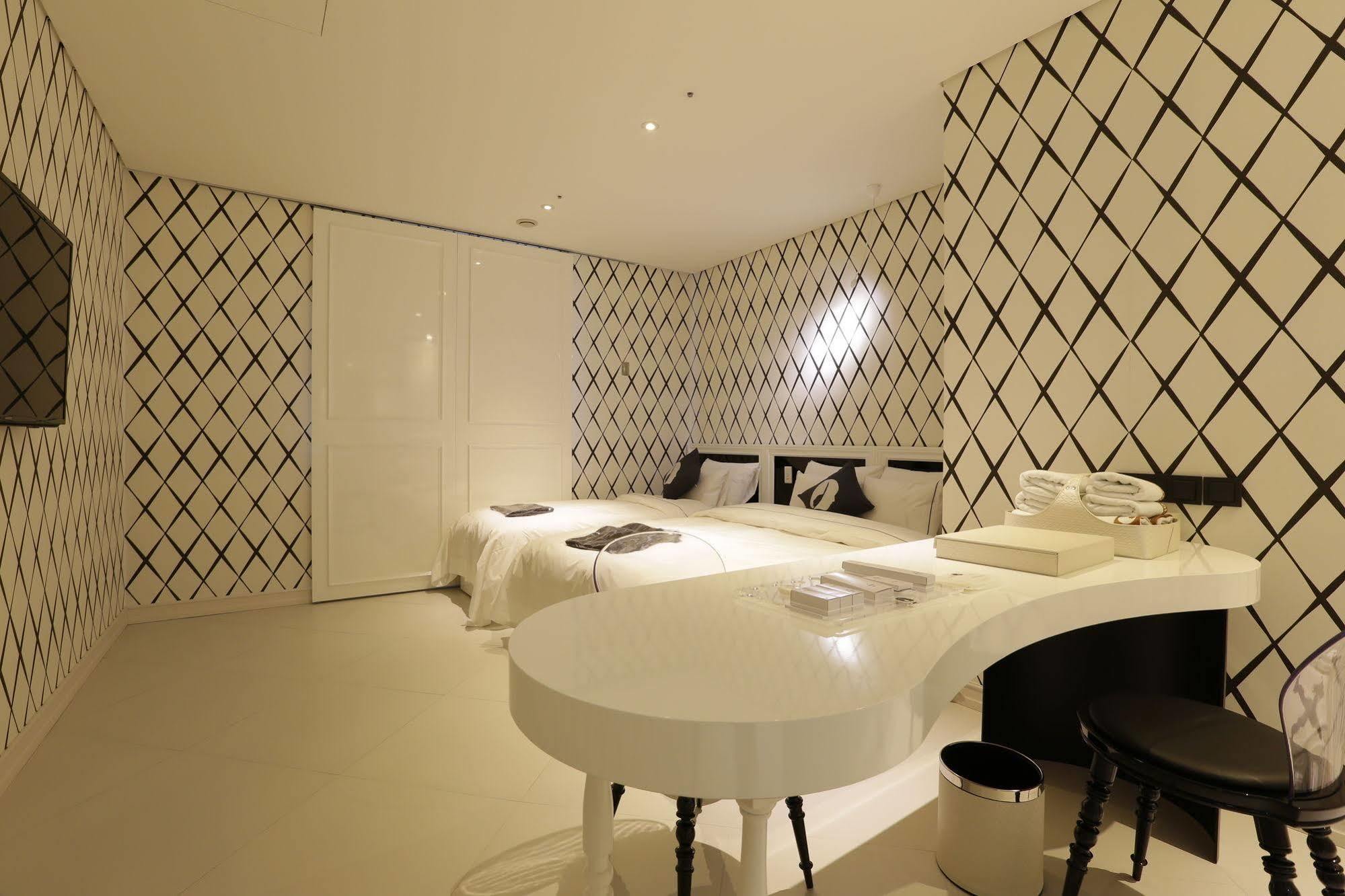 Hotel The Designers Inchon Exteriör bild