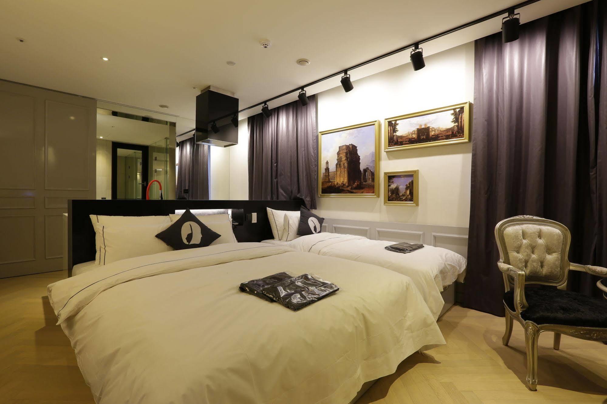Hotel The Designers Inchon Exteriör bild